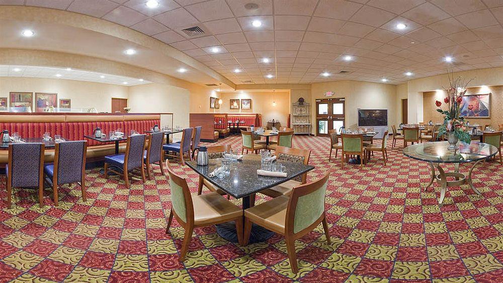 Holiday Inn Hotel And Suites Beaumont-Plaza I-10 & Walden By Ihg Zewnętrze zdjęcie