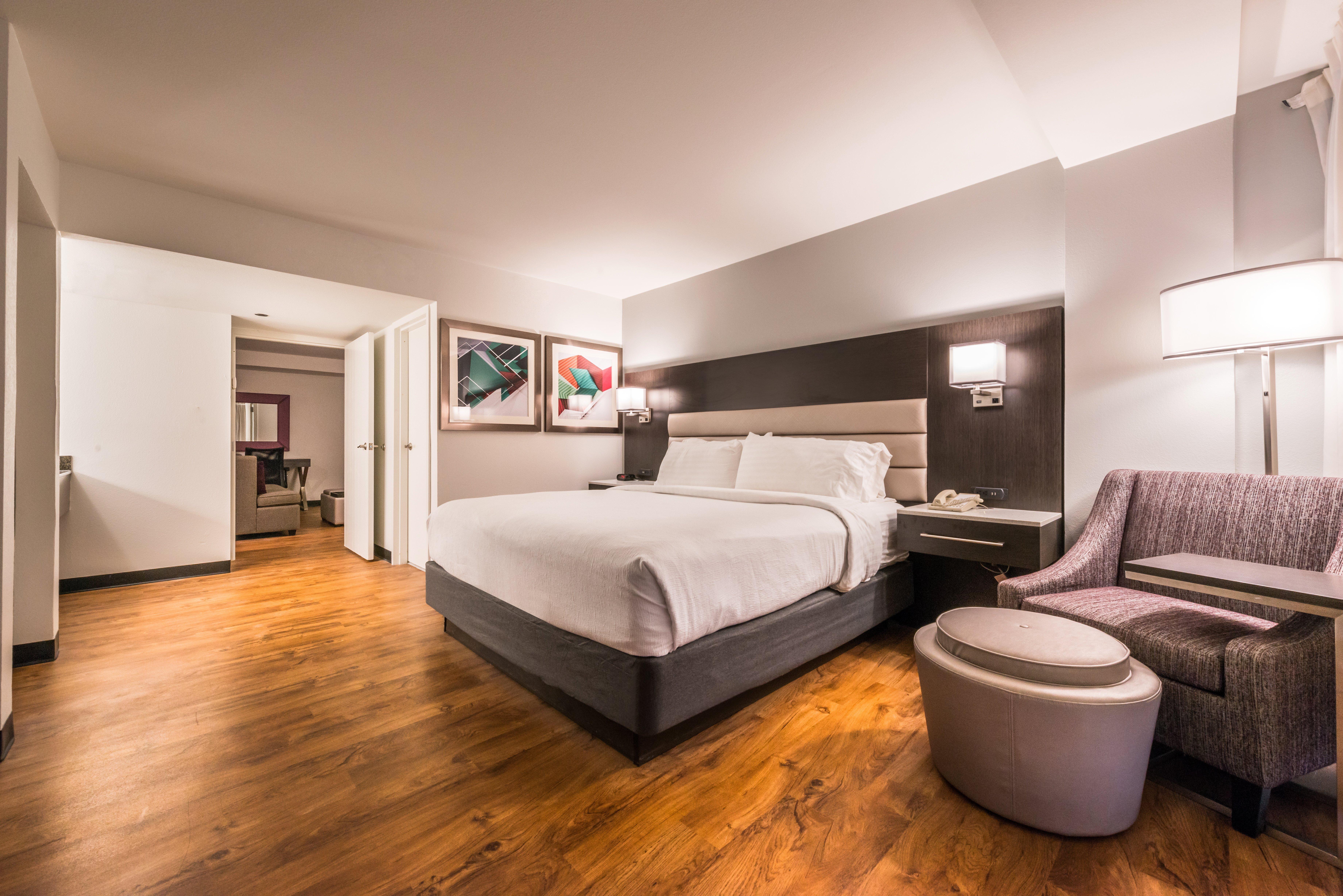 Holiday Inn Hotel And Suites Beaumont-Plaza I-10 & Walden By Ihg Zewnętrze zdjęcie
