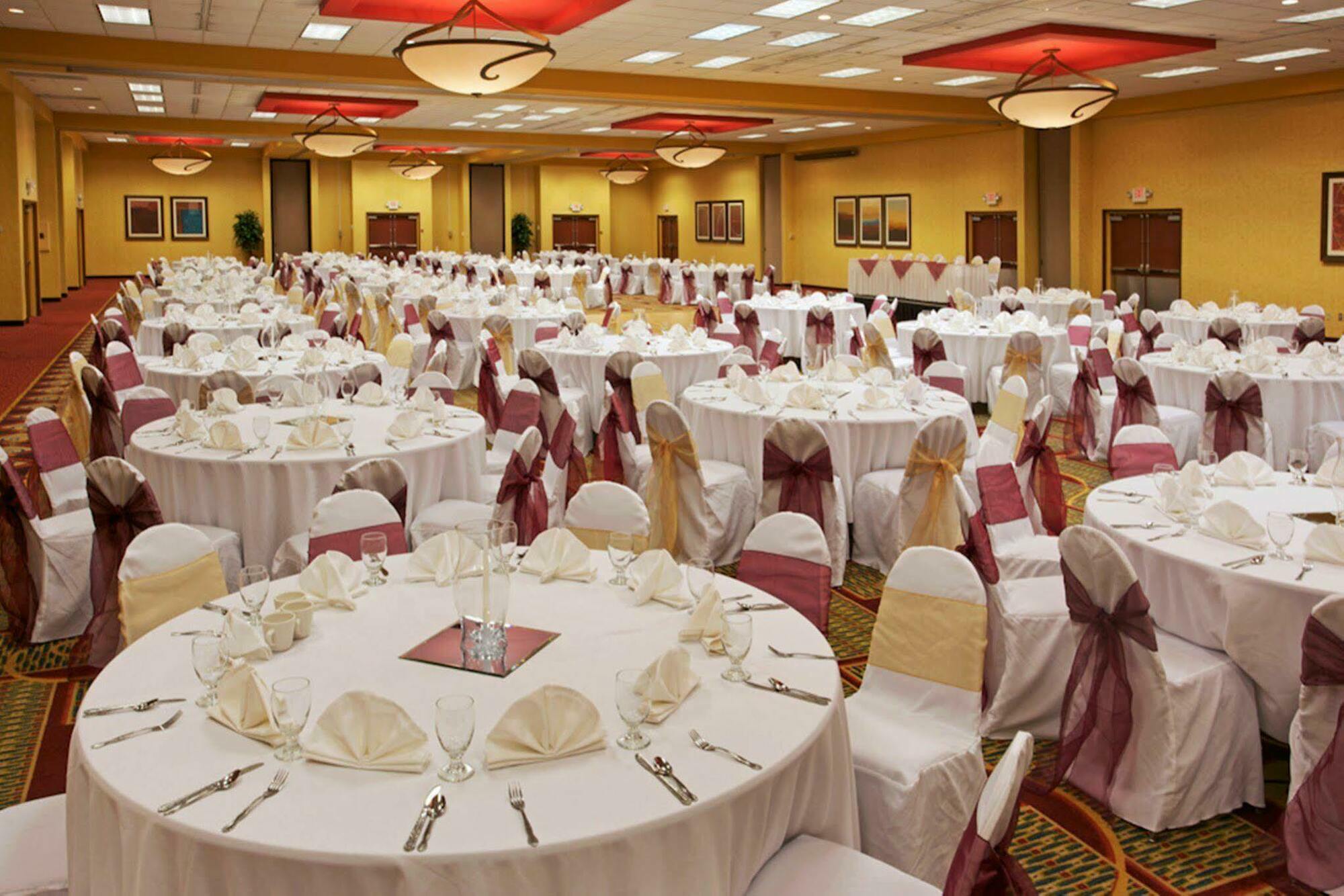 Holiday Inn Hotel And Suites Beaumont-Plaza I-10 & Walden By Ihg Restauracja zdjęcie